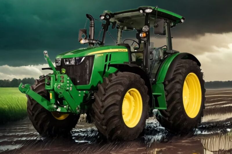 John Deere 130 HP: John Deere का 130 HP पावरफुल ट्रैक्टर भारत में लॉन्च, ₹65 लाख की कीमत, Ethanol सहित वैकल्पिक ईंधन का विकल्प, बड़ी खेती और कमर्शियल फार्मिंग के लिए आदर्श, जानें पूरी स्पेसिफिकेशन और फीचर्स